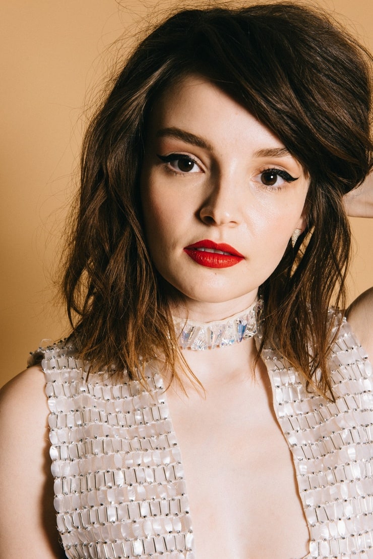 Image of Lauren Mayberry