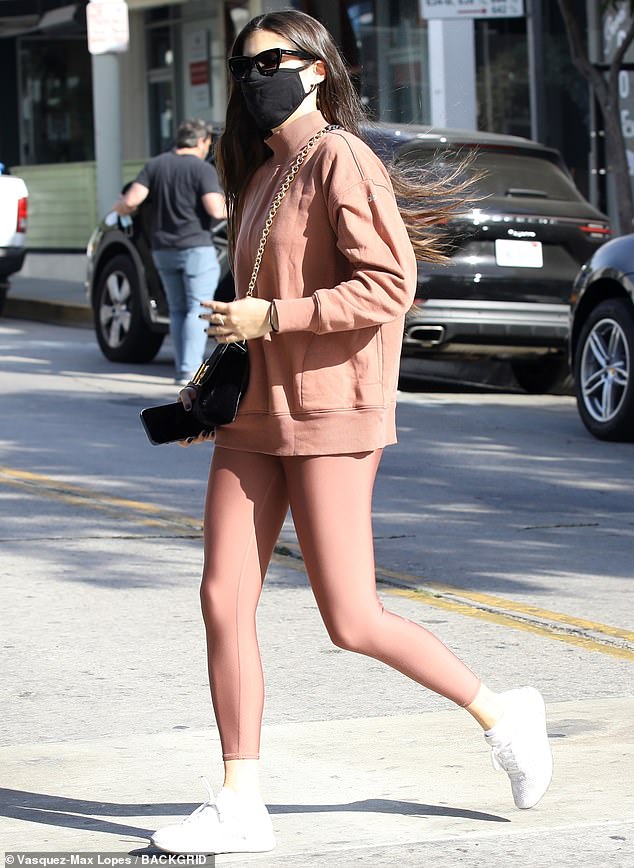 Sara Sampaio