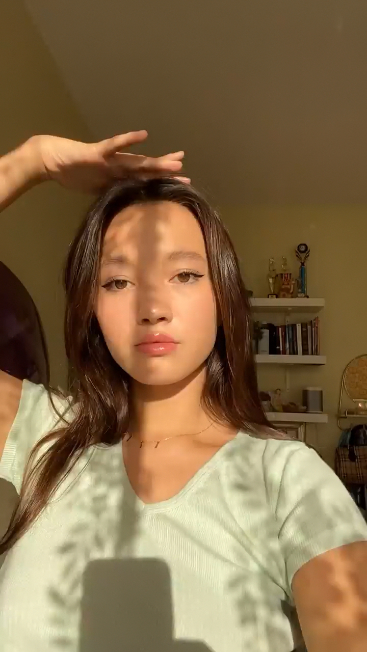 Lily Chee Lily Chee
