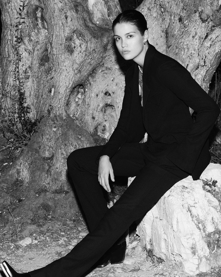 Luna Bijl