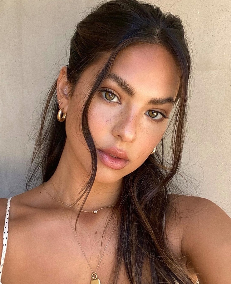 Christen Harper Christen Harper