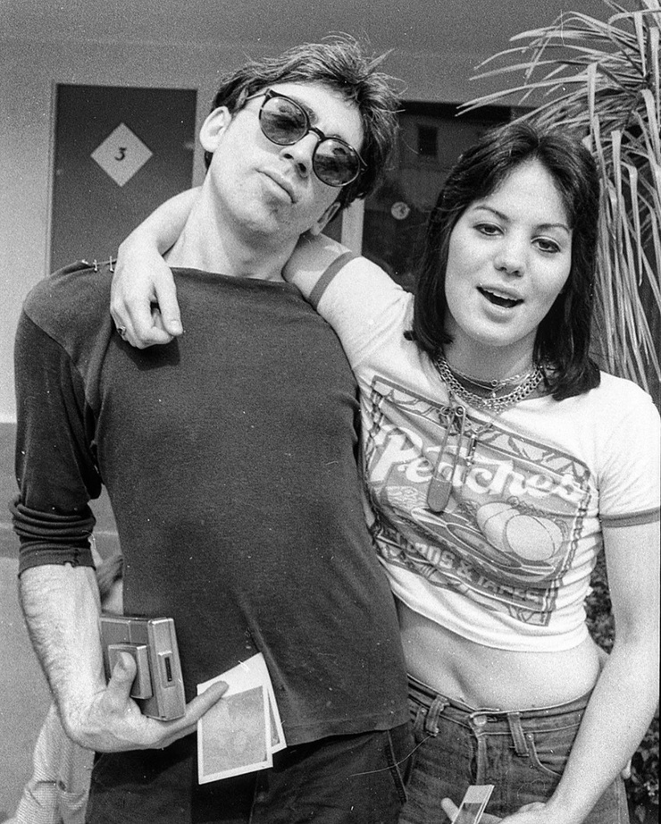 Joan Jett Bio Net Worth Married Partner Wiki Age Is Edward Butera ...