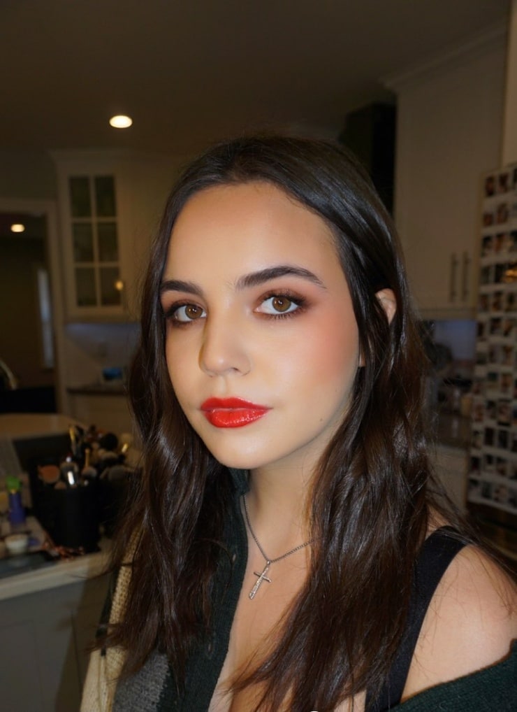 Bailee Madison Bailee Madison