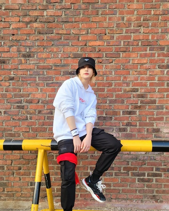 Hyun-Jin Hwang