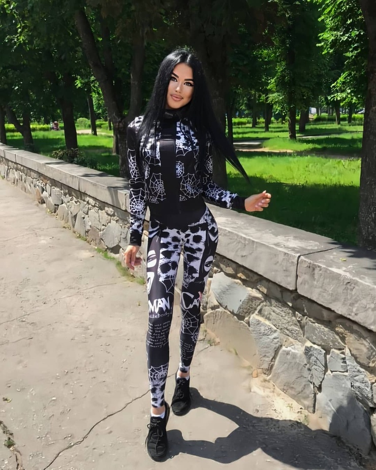Evgeniya Lavrin Evgeniya Lavrin