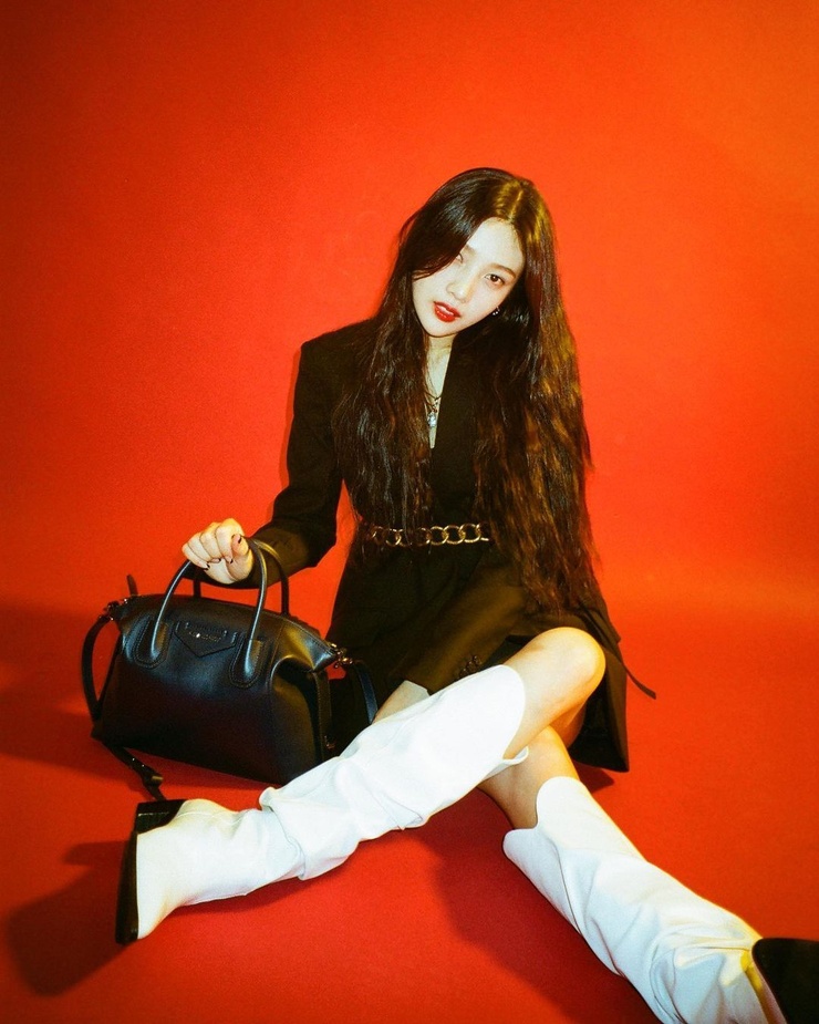 Joy (Park Soo Young)