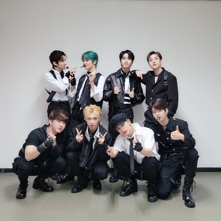 Stray Kids