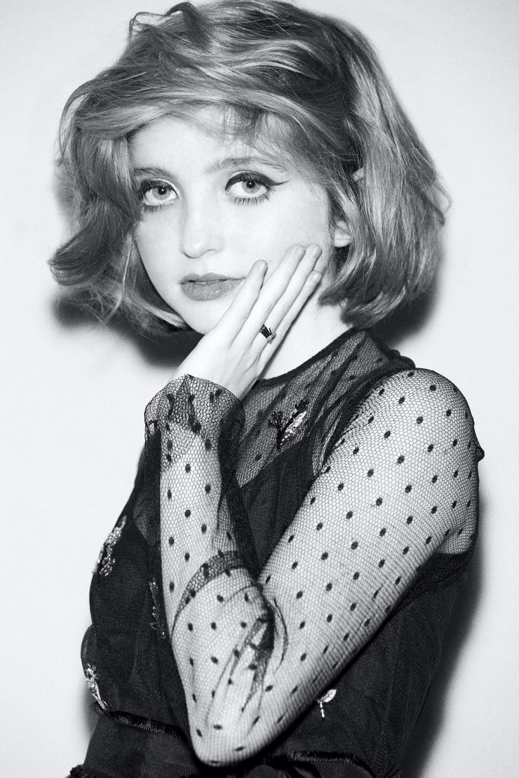 Farrah Mackenzie