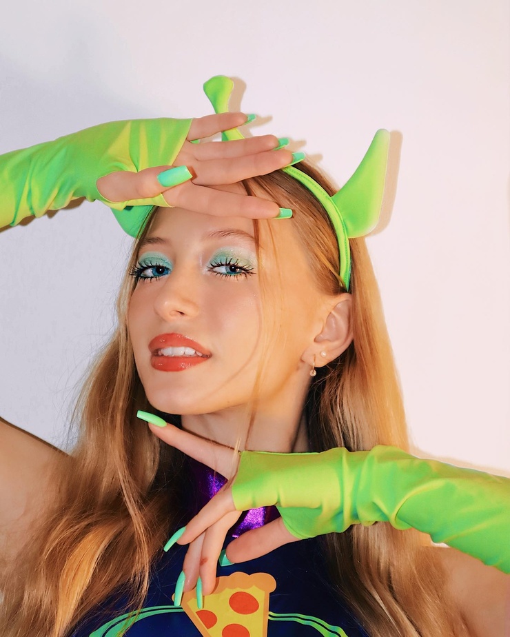 Sophia Diamond Sophia Diamond