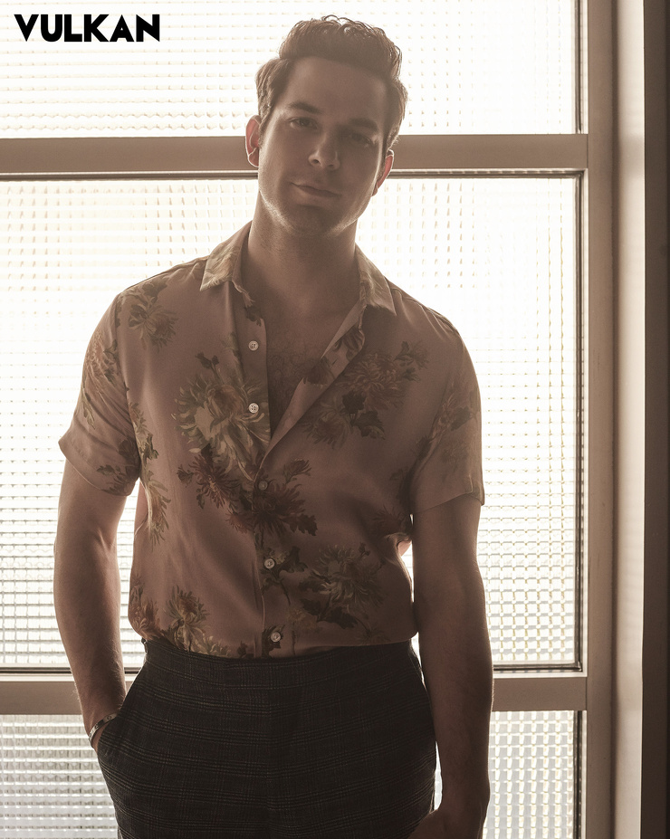 Skylar Astin