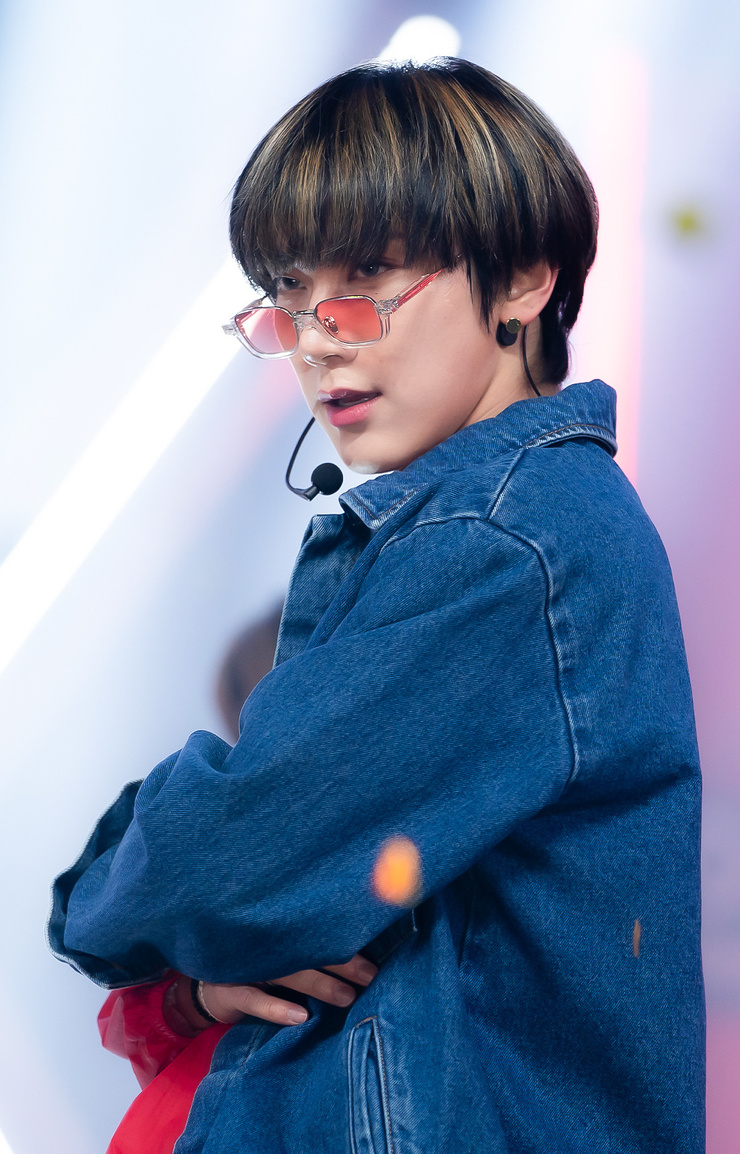 Ten (텐)