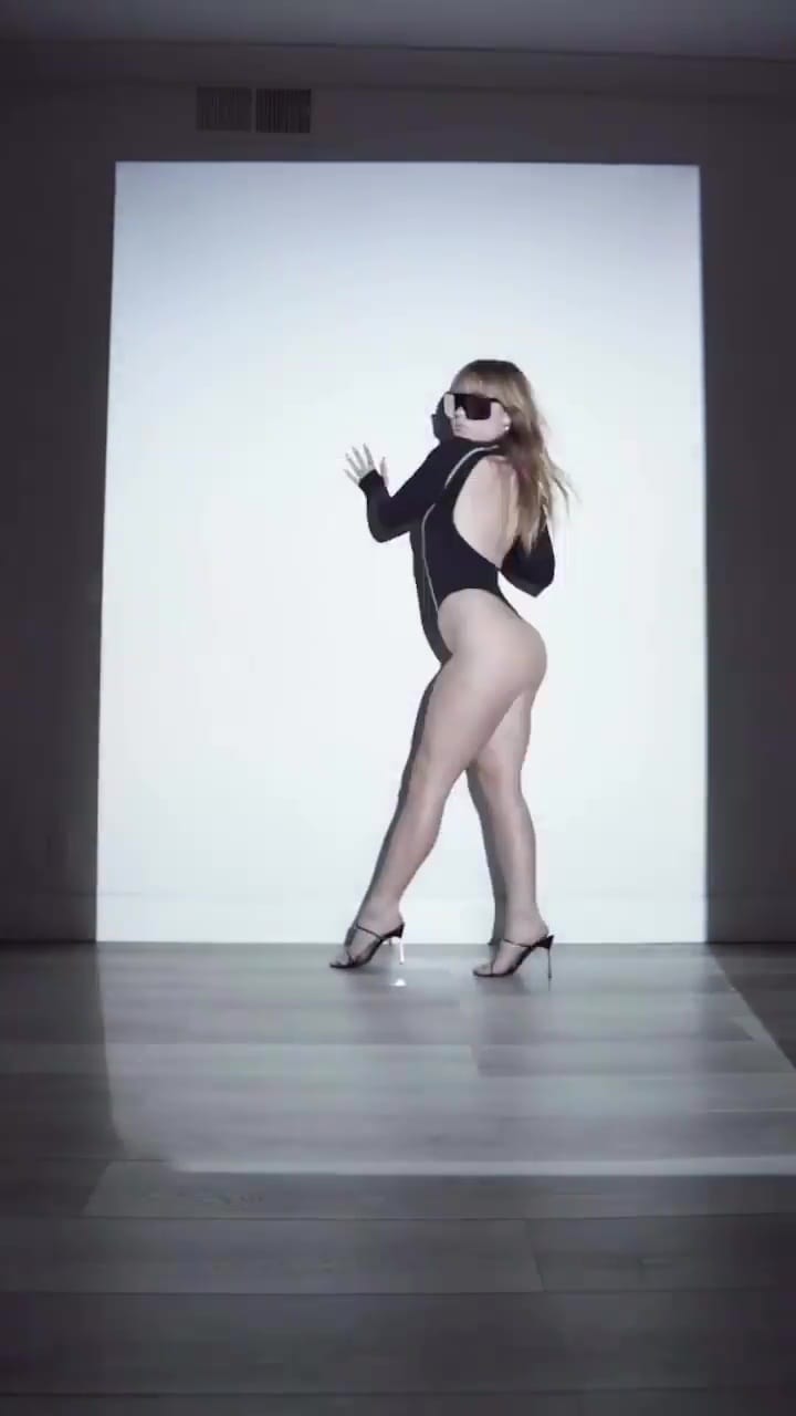Lexee Smith Lexee Smith