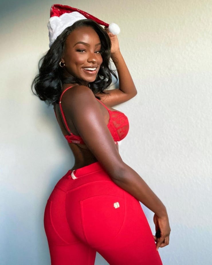 Savannah Perkins Savannah Perkins