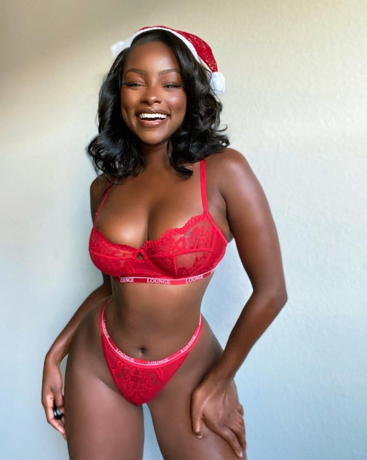 Savannah Perkins