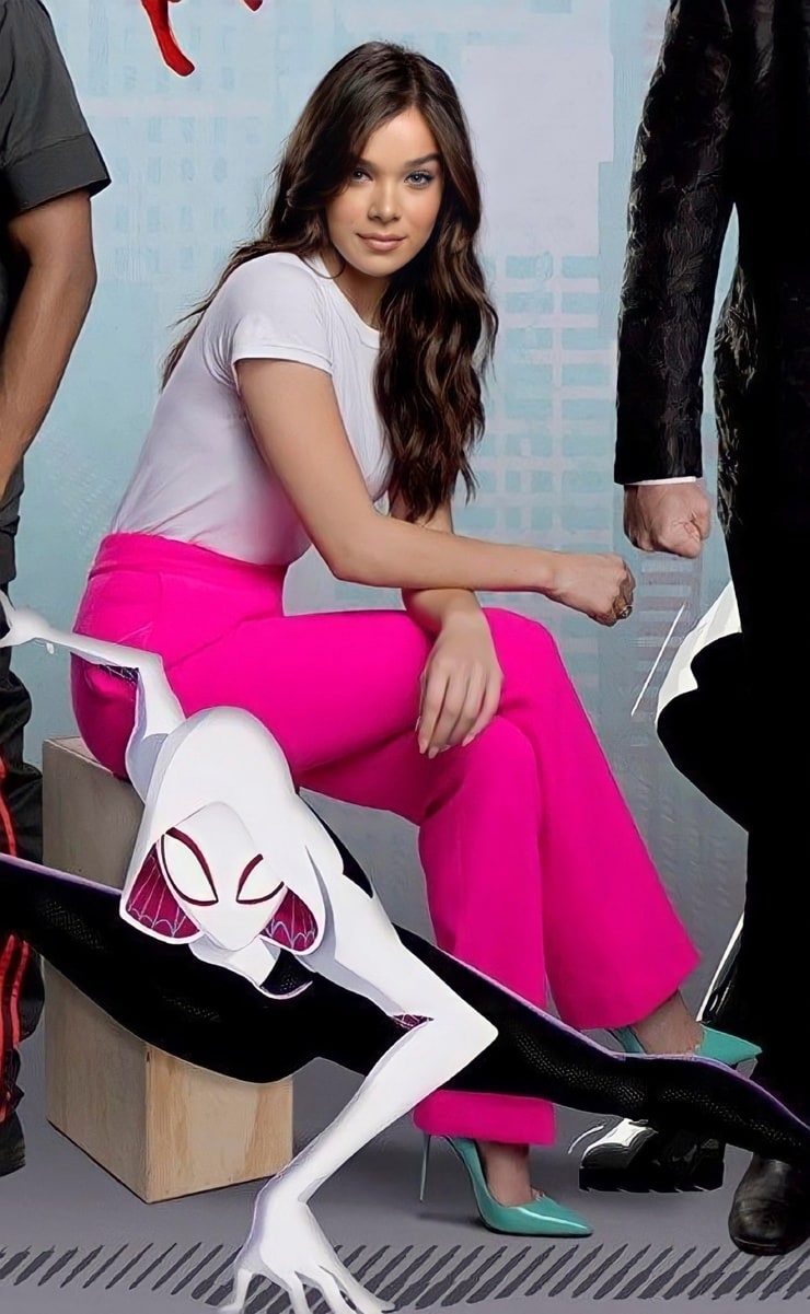 Hailee Steinfeld