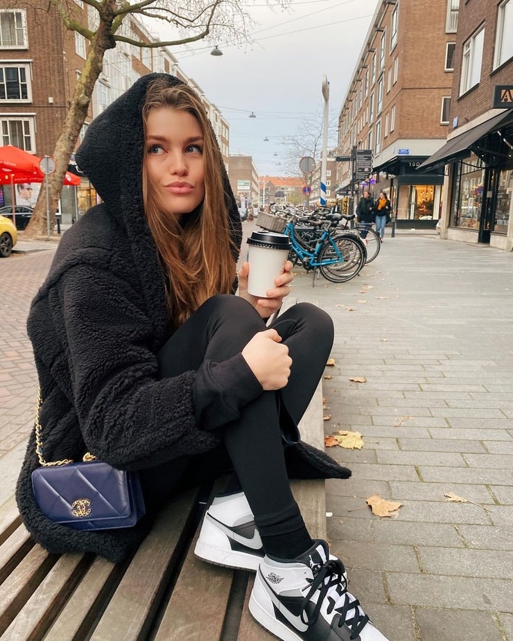 Picture of Luna Bijl