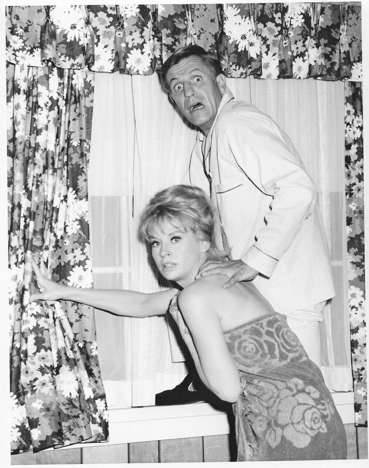 Lois Nettleton