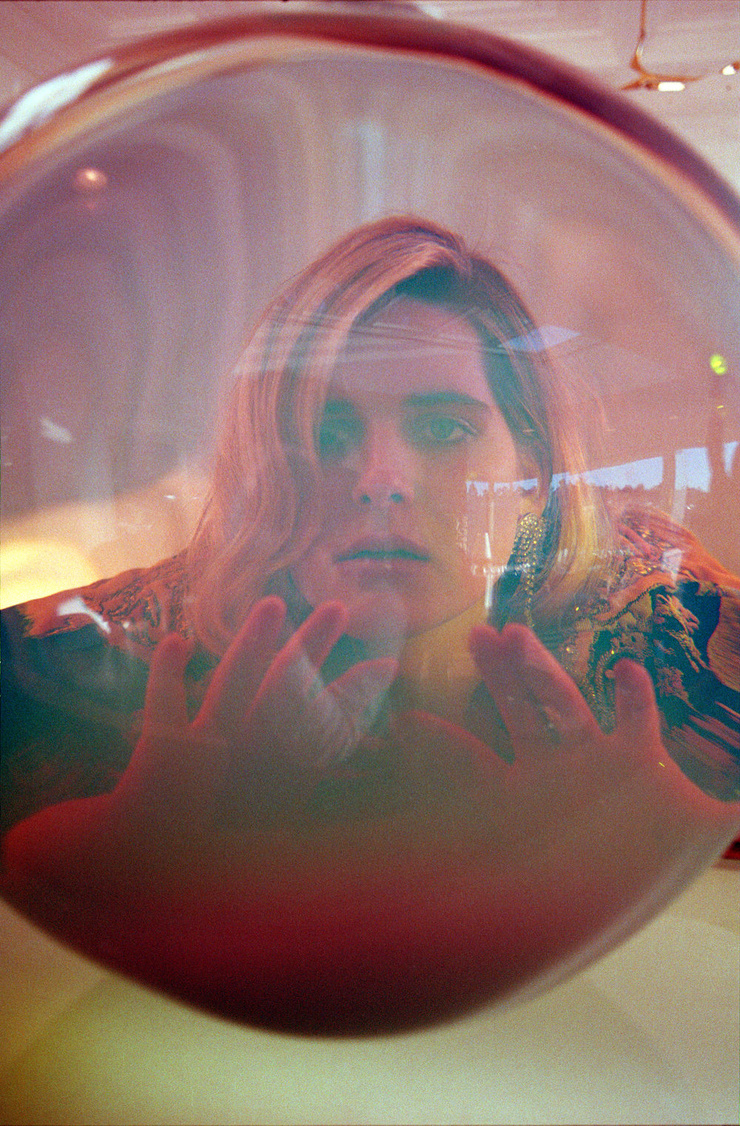 Hari Nef