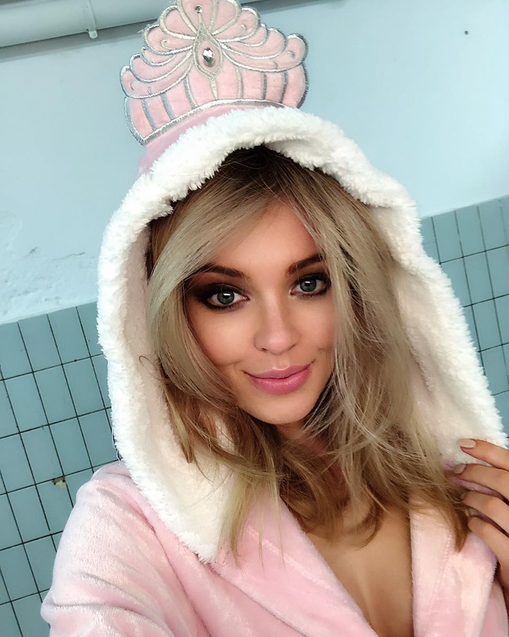 Anna Arendshorst Anna Arendshorst