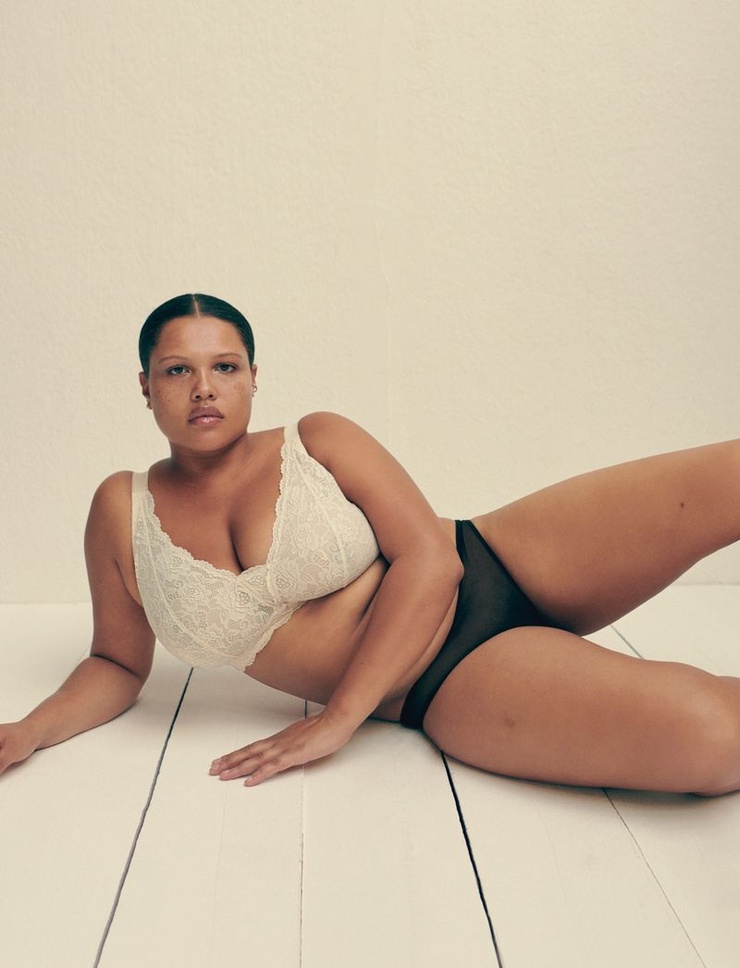 Picture of Alva Claire