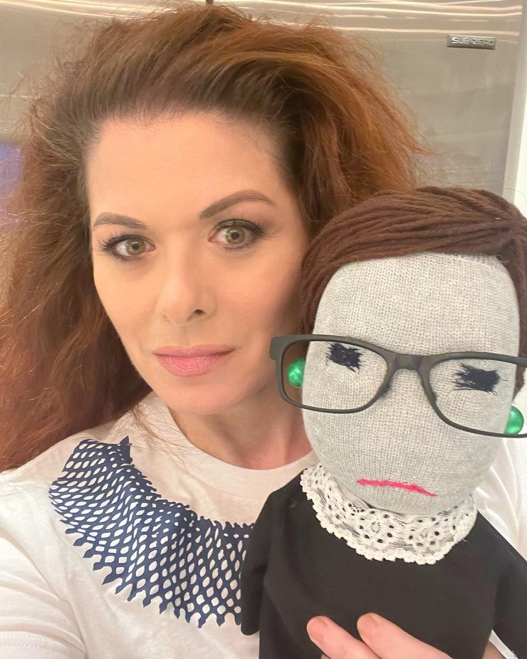 Debra Messing