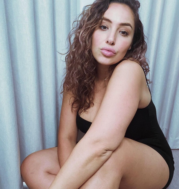 Jada Sezer
