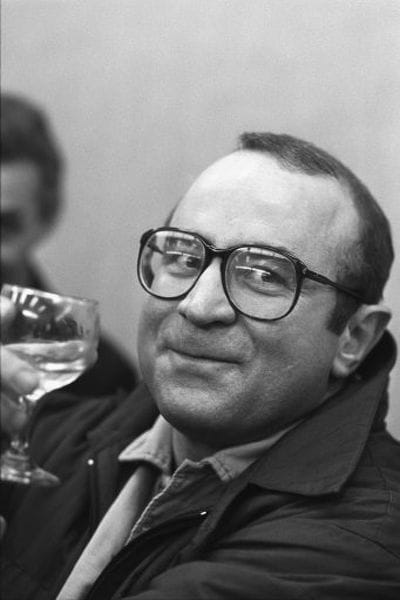 Bob Hoskins