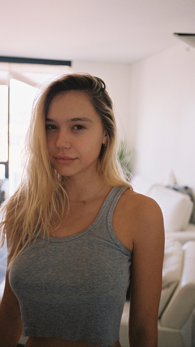 Alexis Ren Alexis Ren