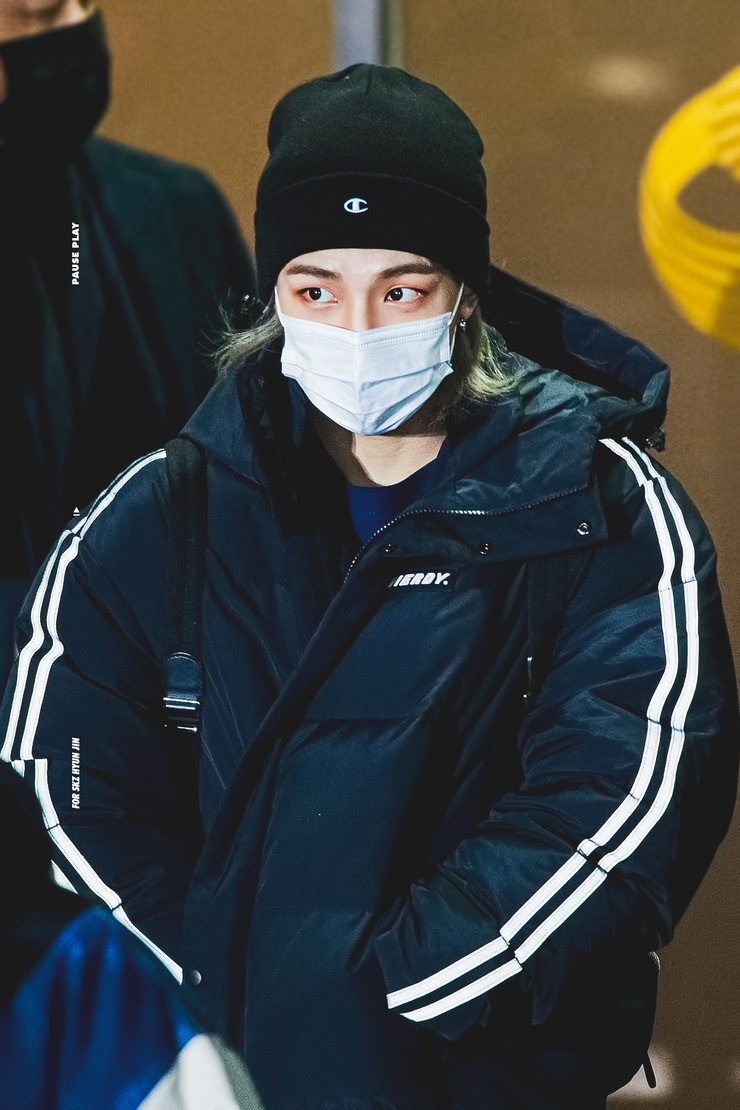 Hyun-Jin Hwang
