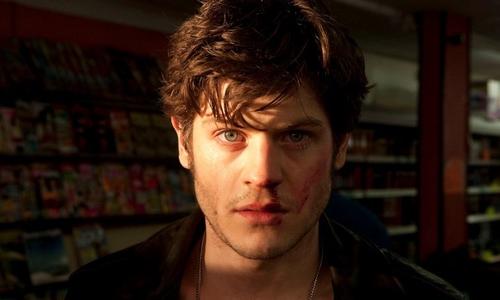 Iwan Rheon