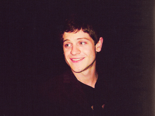 Iwan Rheon