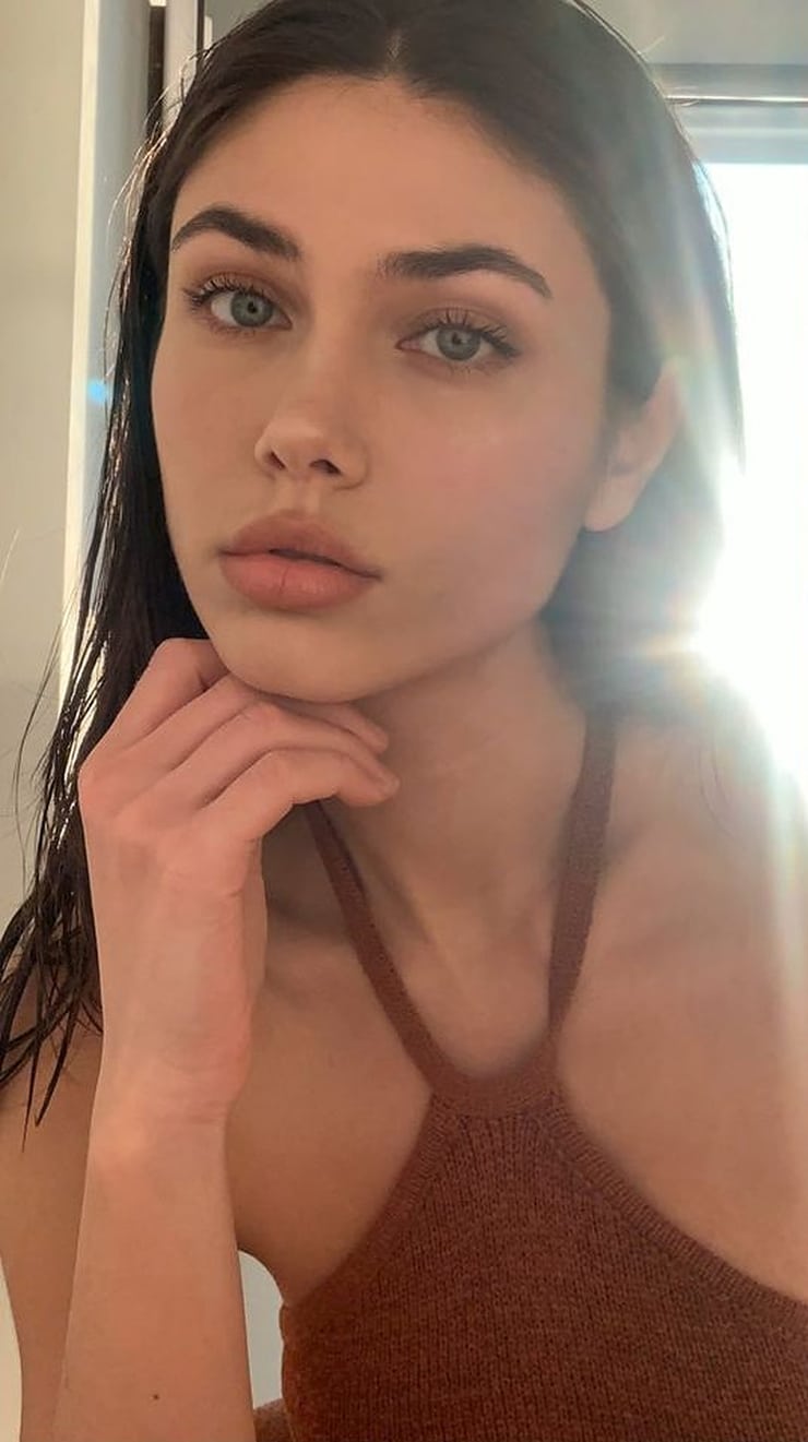 Vika Bronova