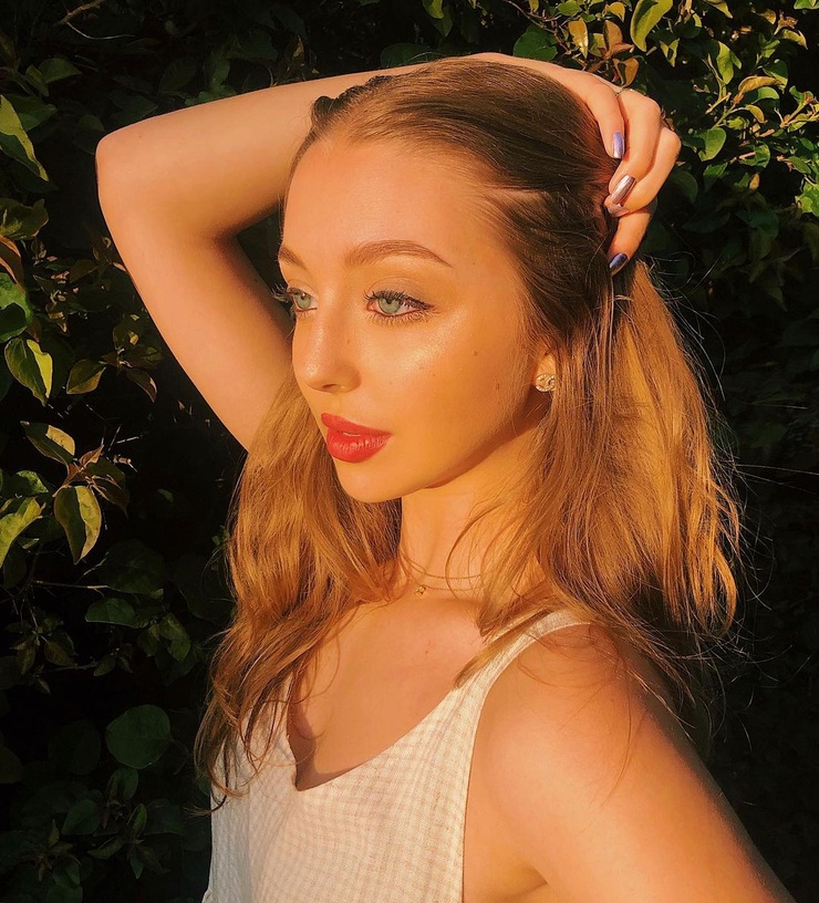 Lily Rosenthal