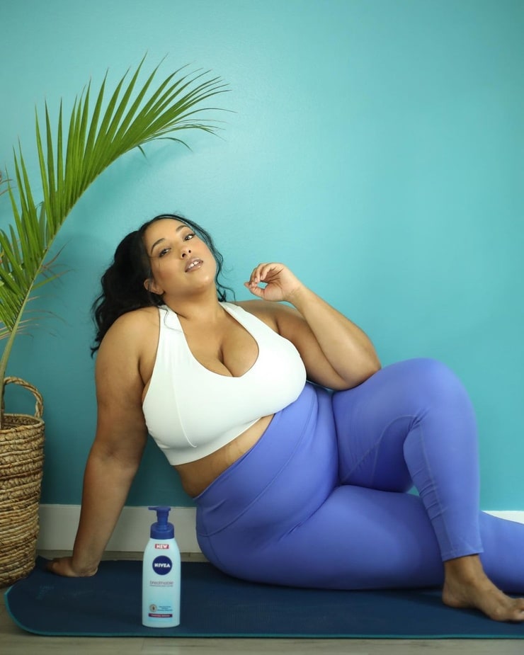 10 Tools for Plus Size Yoga – ALEX LAROSA