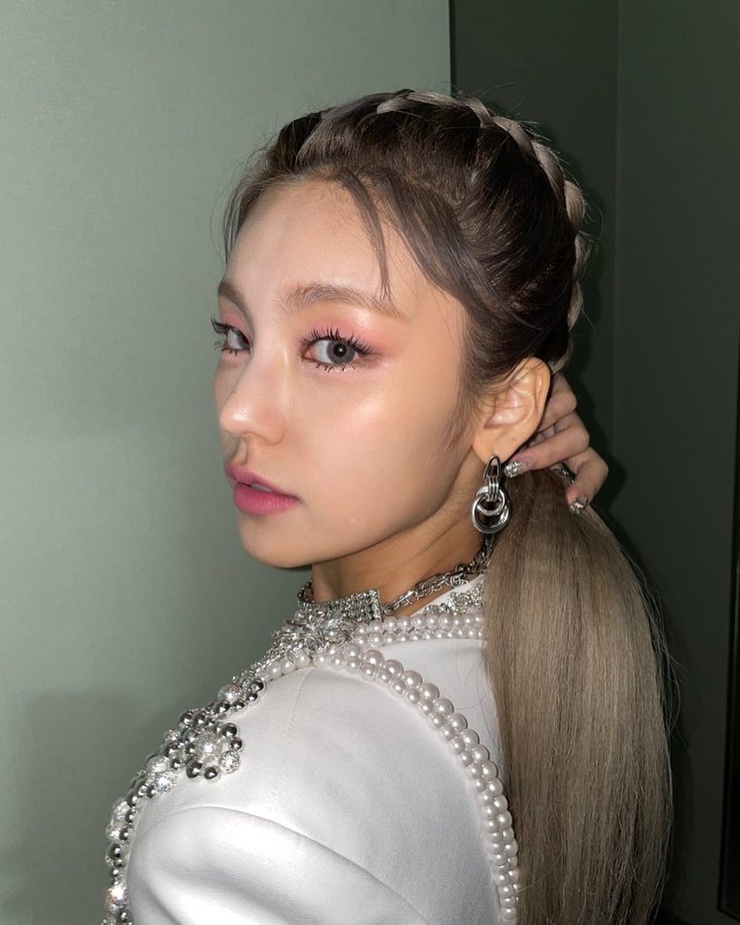 Hwang Yeji