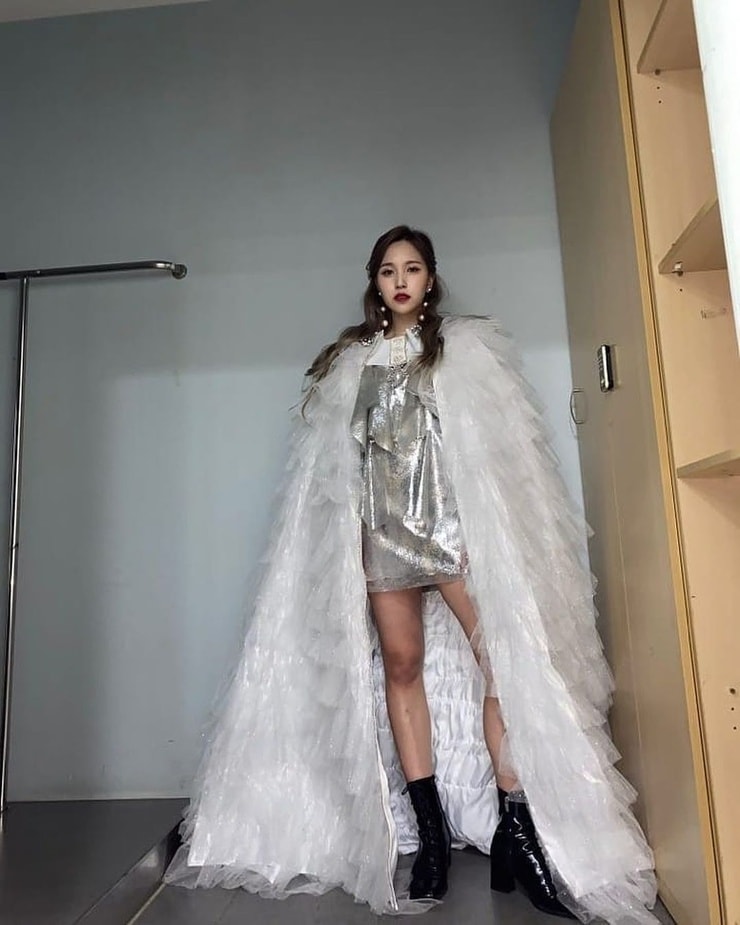 Myoui Mina