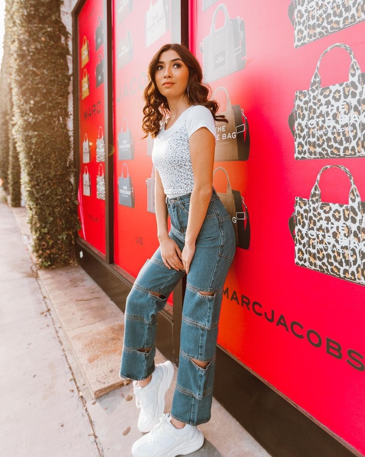 Kelsey Leon