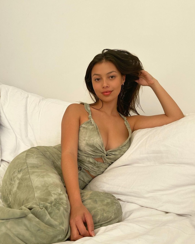 Fiona Barron Fiona Barron