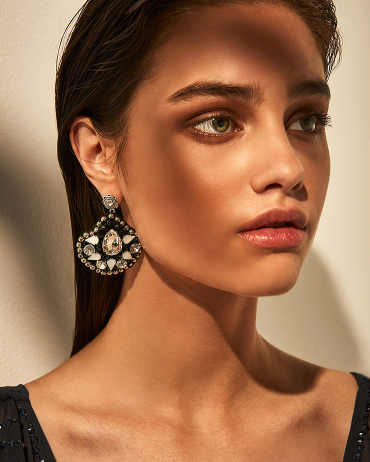 ANA ROSSOLOVICH