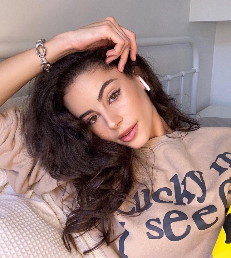 Paris Milller Paris Milller
