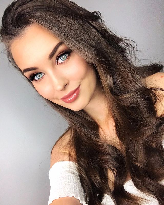 Ola Przywitowska Ola Przywitowska