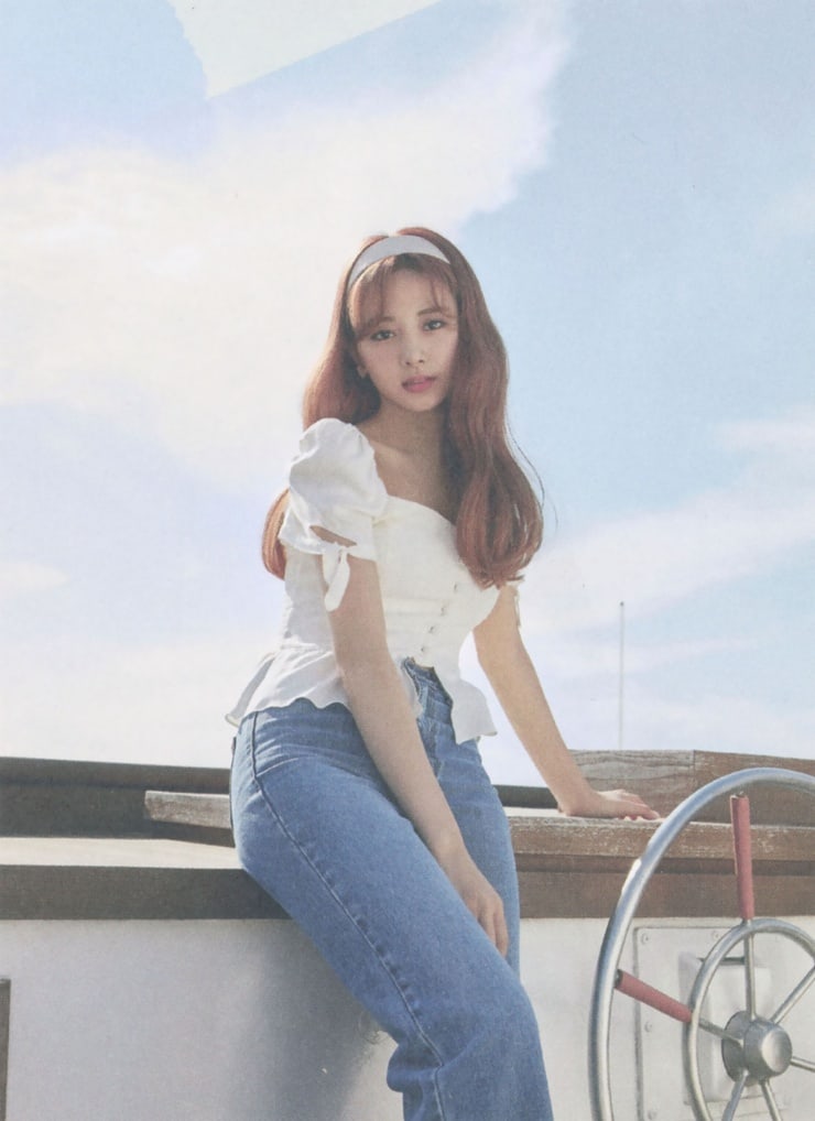 Chou Tzu-yu (Tzuyu)