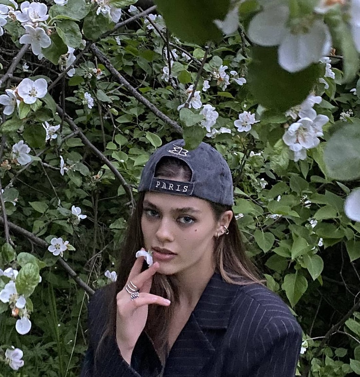 Alexandra Moskaleva Alexandra Moskaleva