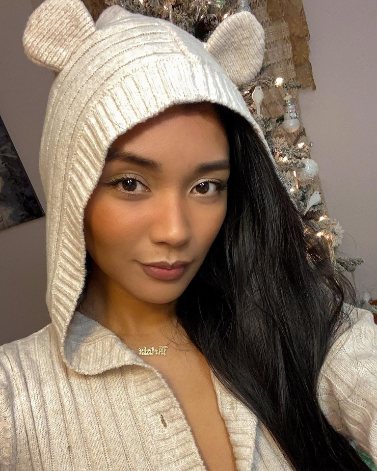 Krista Santiago Krista Santiago