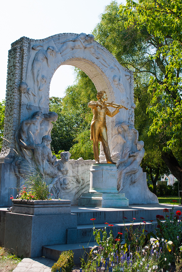 Vienna (Wien) Vienna (Wien)