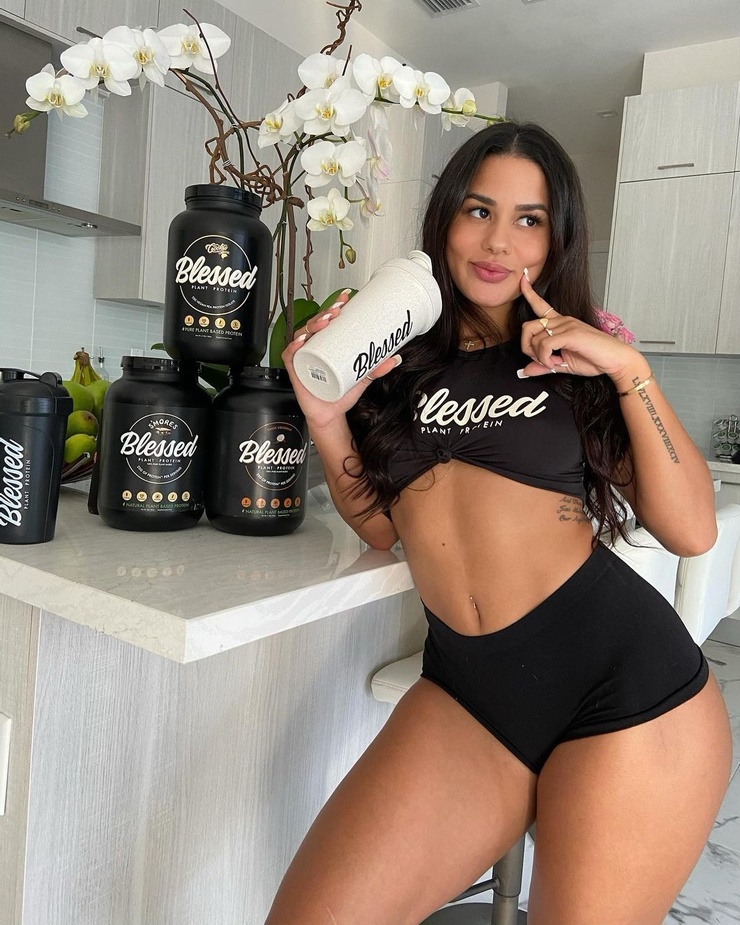 Katya Elise Henry