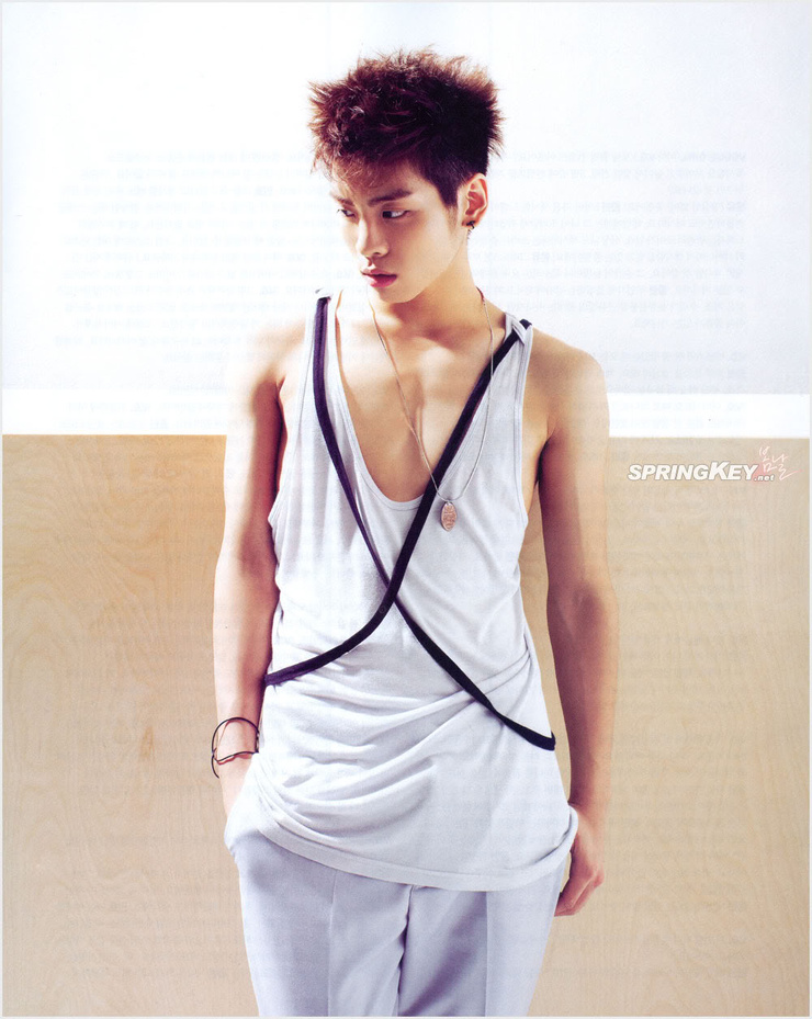 SHINee