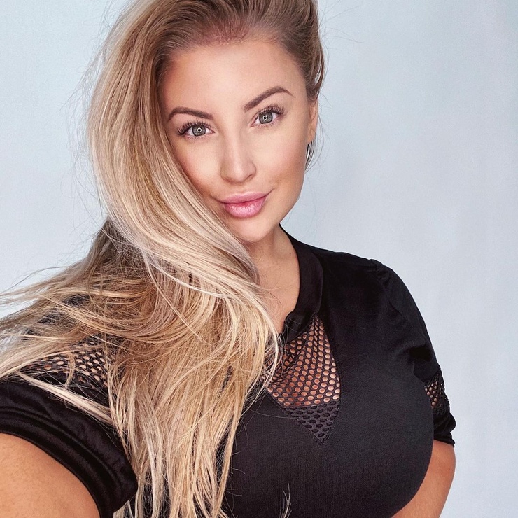 Picture of Ashley Alexis Smith