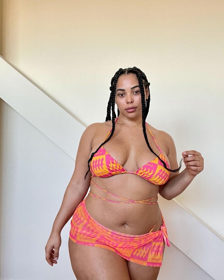 Tabria Majors