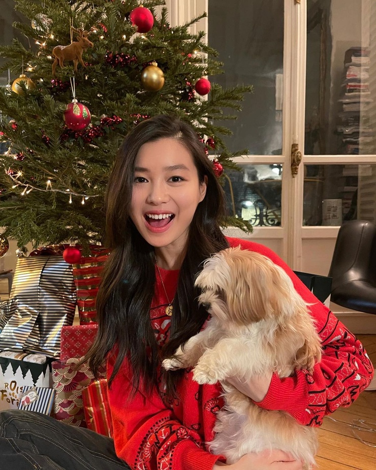 Estelle Chen Estelle Chen